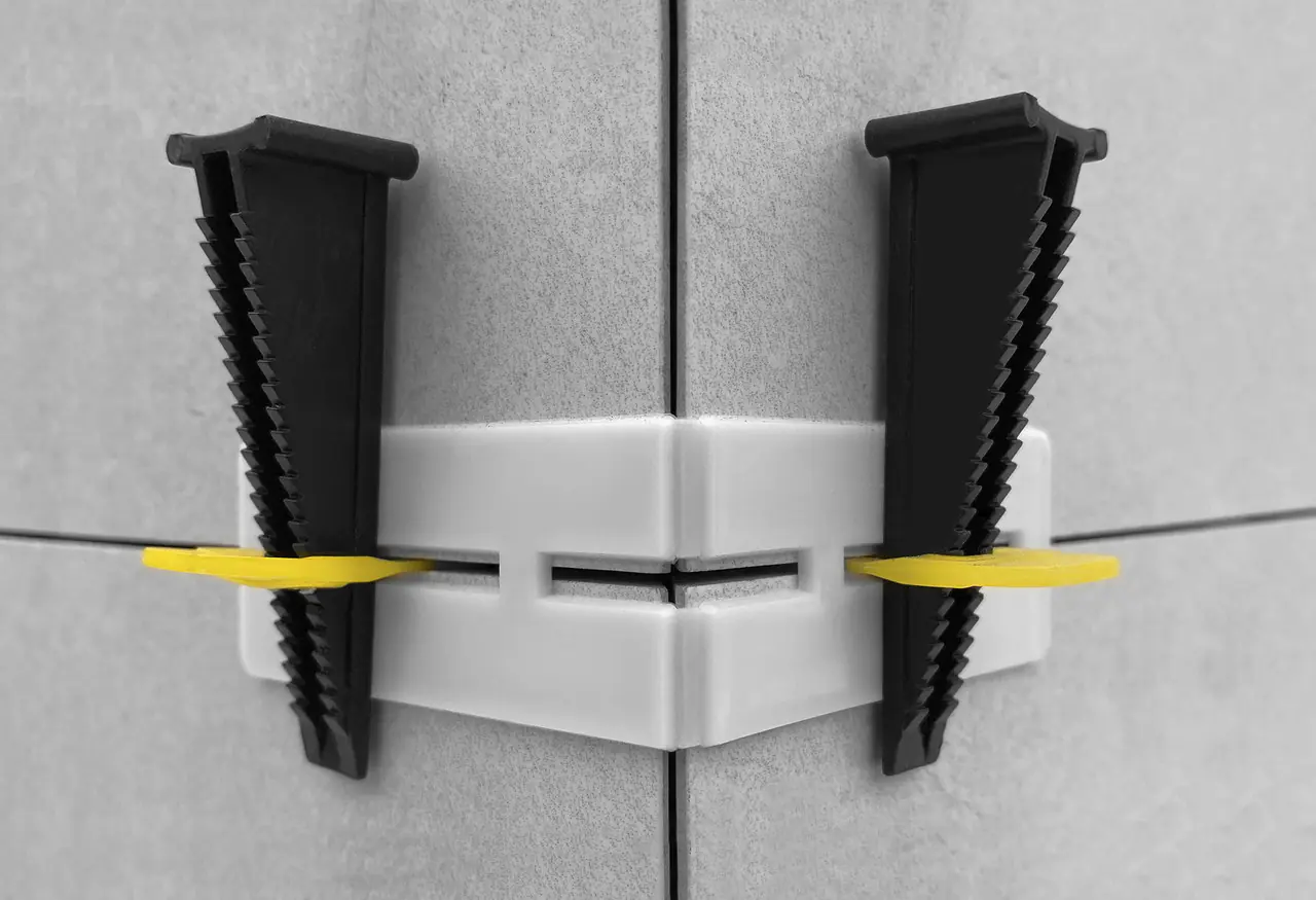 Уголки для системы выравнивания плитки TLS-PROFI (20 шт)